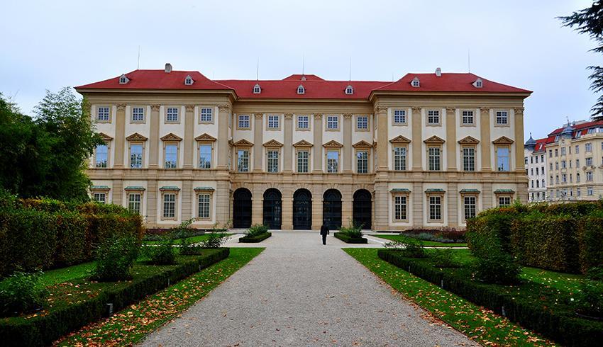 Садовый дворец Лихтенштейн Вена