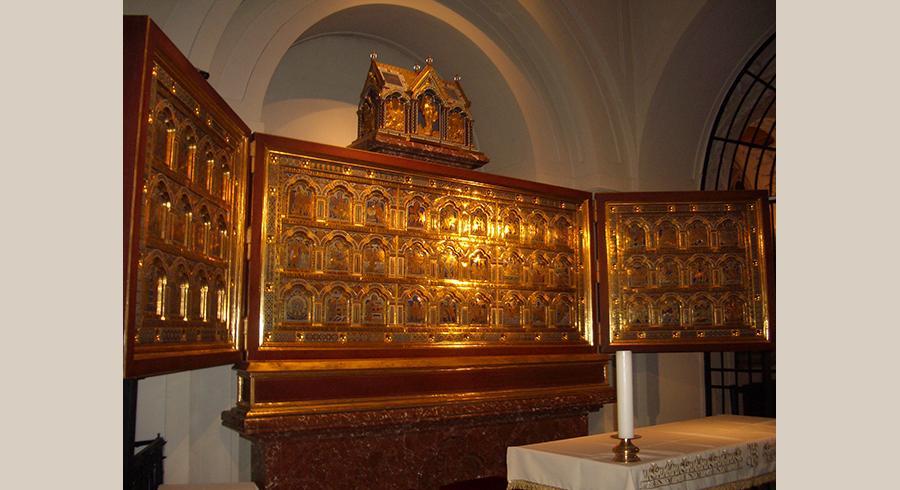 Верденский алтарь в монастыре Клостернойбург
