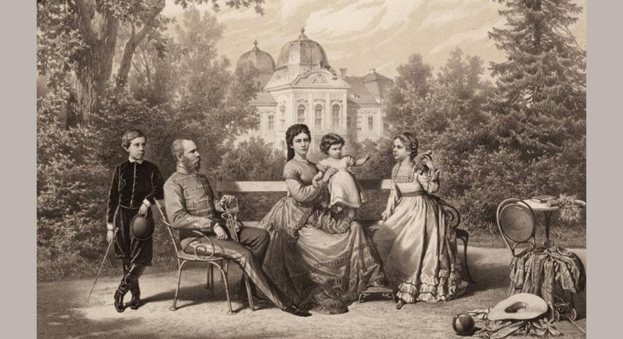 Императорская семья в Гёдёллё: император Франц Иосиф I и императрица Елизавета с детьми, наследный принц Рудольф, Мария Валери и Гизела в замковом парке Гёдёллё. Венгрия.