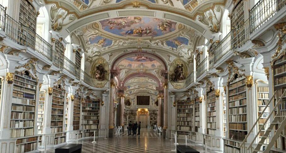 Библиотека аббатства Адмонт