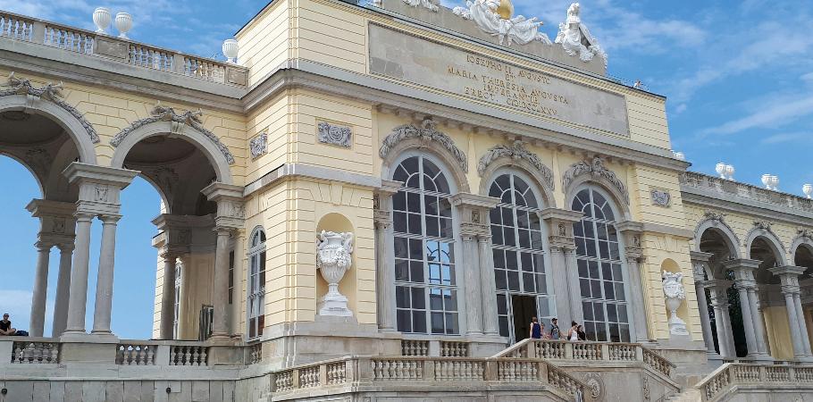 Дворец Шёнбрунн в Вене